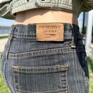 Tommy Hilfiger 90s dark grey denim low rise jeans
